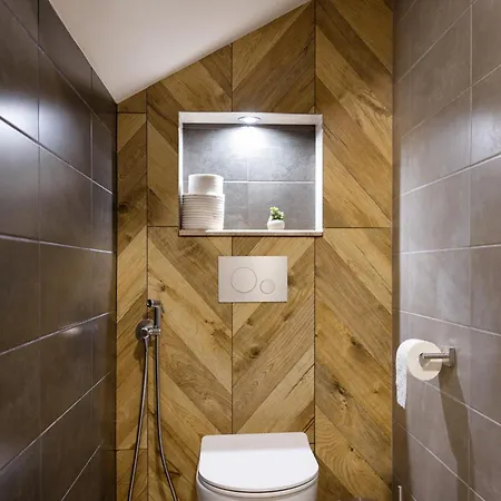 Dervent アパート *